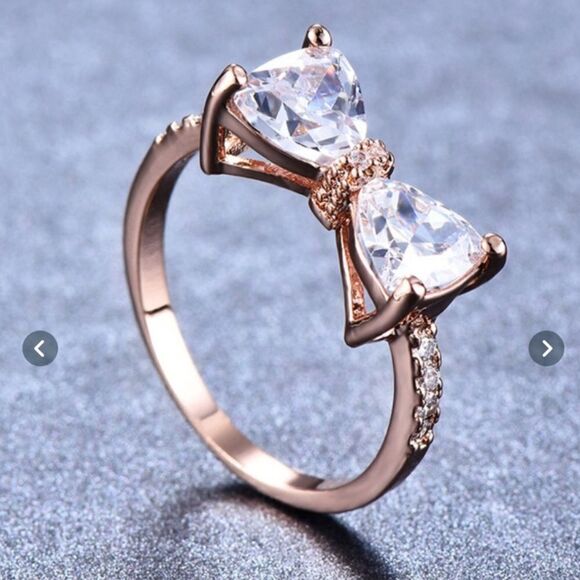 ✨Elegant Rose Gold Tone Bow ring✨ - Picture 4 of 7